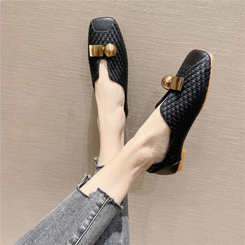 Retro square toe soft bottom flat beanie shoes for women square toe slip-on shoes