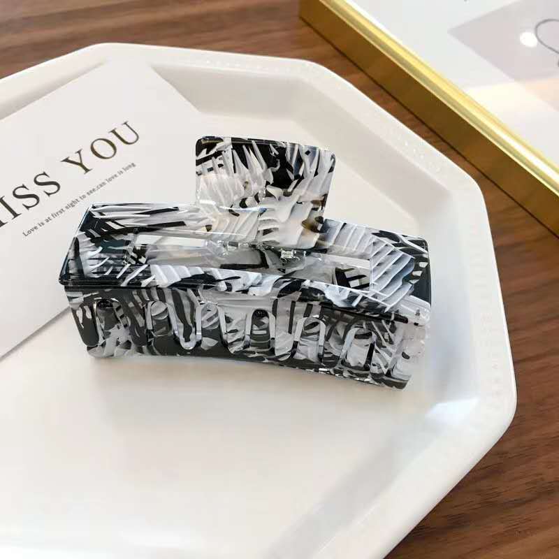 New Korean Retro Hair Claws  Clamp Hollow Geometric Square Leopard Pattern Ponytail Hair Grabbing Clips for Women