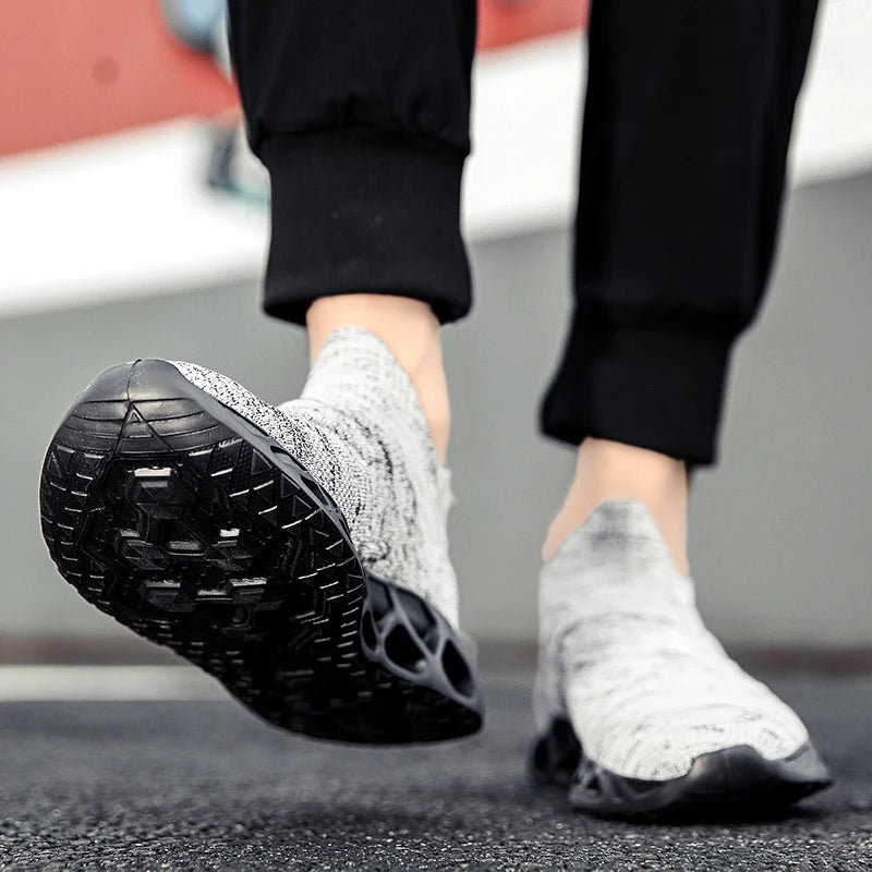 Men's Plus Size 47 Casual Sneakers Mesh Upper Quick-Drying Walking Shoes with EVA Insole Slip-On Loafers for Spring Summer