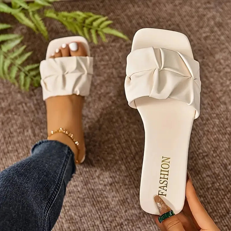 2026 Fashion Women Summer Slippers Square Toe Flat Shoes New Pleated Europe Style Comfortable Lady Sandals Slippers