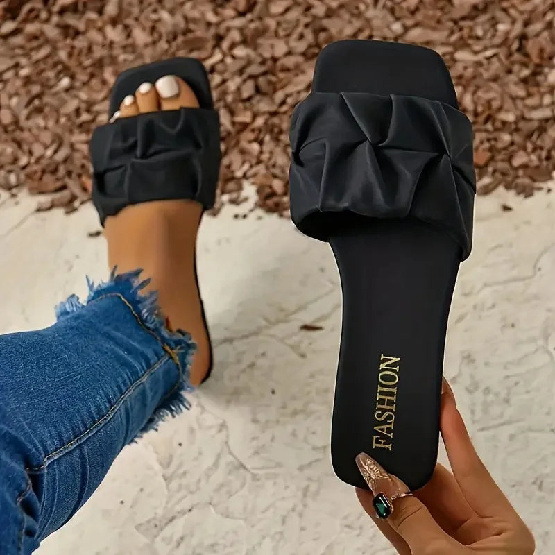 2026 Fashion Women Summer Slippers Square Toe Flat Shoes New Pleated Europe Style Comfortable Lady Sandals Slippers