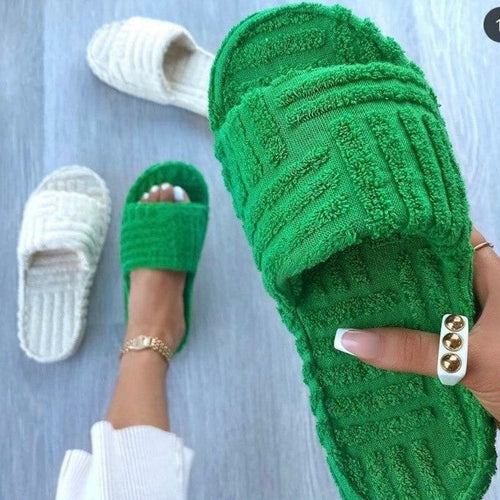 Women's Thick Sole Furry Slippers - Comfort Leisure Beach Shoes