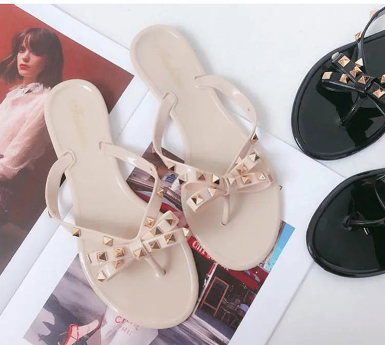 2021 Woman Sandals Flats Fashion Woman Flip Flops Summer Shoes Flats Sandals Cool Beach Rivets Shoes Sandals Girls Size 36-40