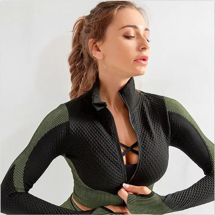 LANTECH Women Sports Suits Set Yoga Sets Gym Fitness Pants Leggings Sportswear Leggings Seamless Athletic Sports Shirts