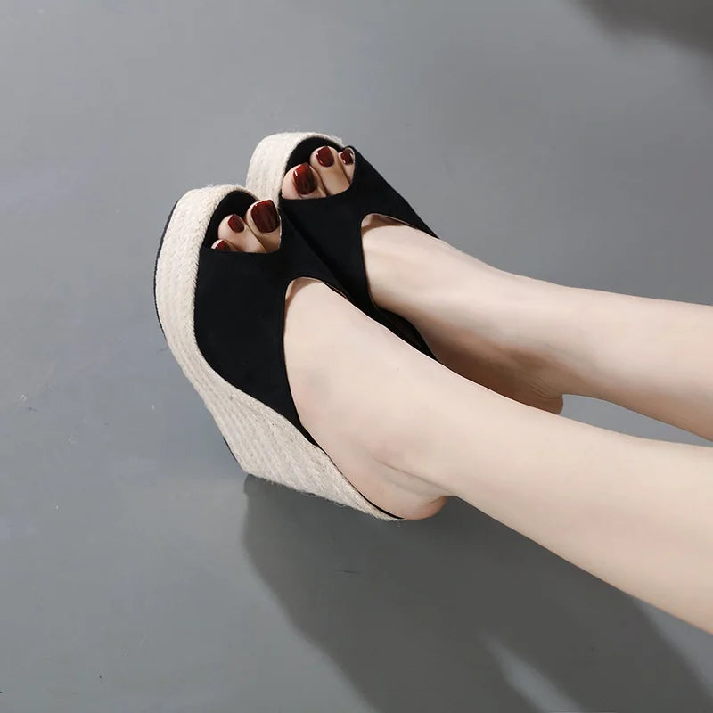 2023 Exquisite and Comfortable Suede Wedge Heel Knitted Heel Slippers Fashion New Wedge Heel Women's Shoes