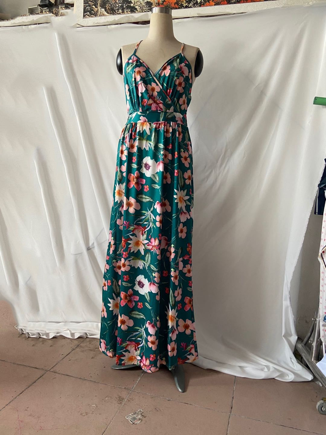 2025 Cross-Border Amazon Spring and Summer New European and American Fashion V Neck Suspender Printed Beach Dress Long Skirt