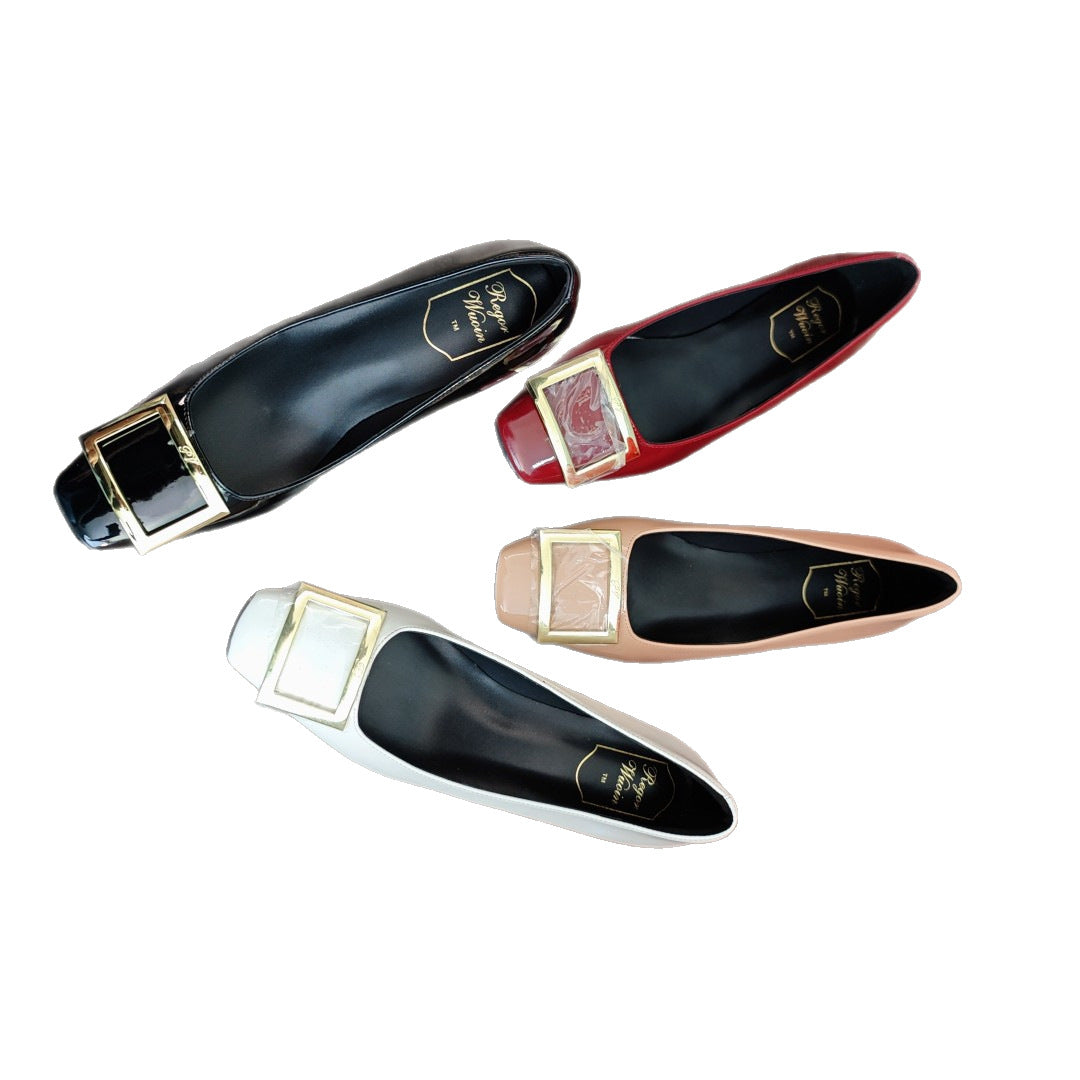 Letter Metal Square Buckle Shallow Mouth Women's Shoes Medium Heel Square Toe Shoes Classic Horseshoe Heel Patent Leather Professional Work Shoes for Women