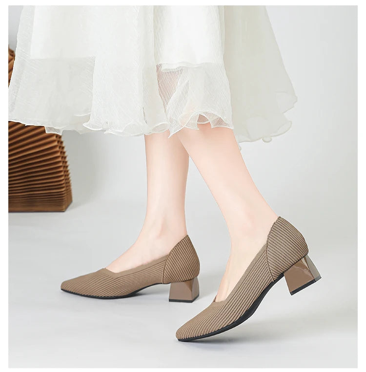 2026 New Women's High Heels Large 42/43 Fashion Pointed Anti slip Rubber Bottom Knitted Breathable Shoes