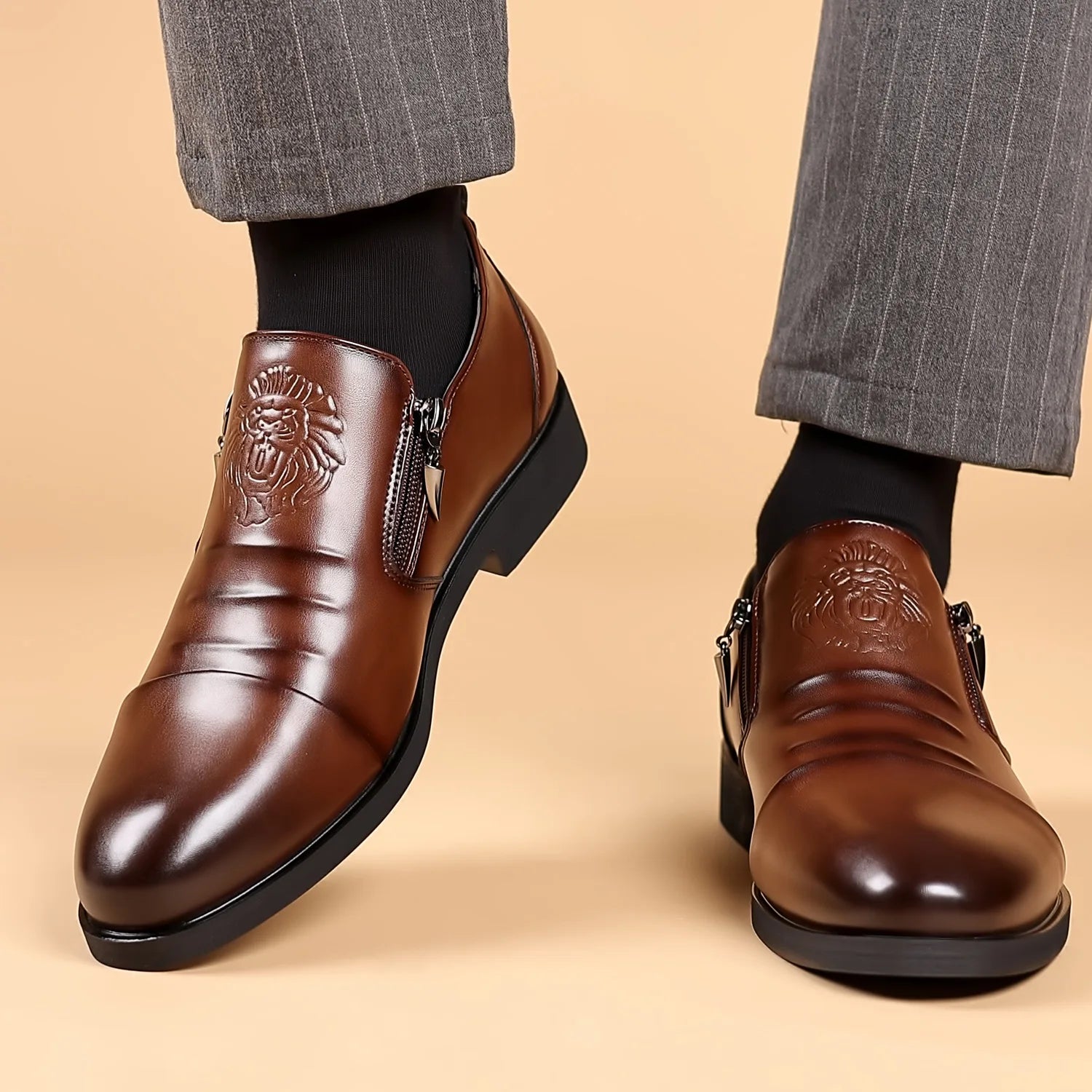 Luxury Men Oxford Shoes Retro Lion Head Zip Men Dress Shoes Office Business Loafer High Quality Men Party Wedding Shoes 2024 New