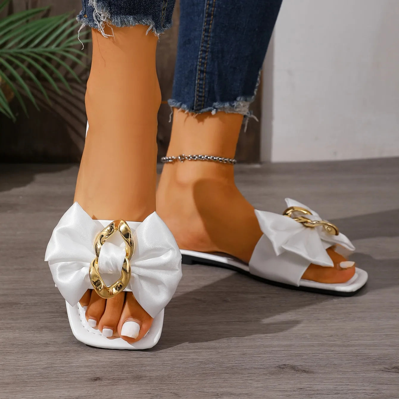 Women Slippers Summer Fashion Bow Slippers Casual Designer Sandals Flat Large Size Trend Women Shoes Lightweight Slides Women