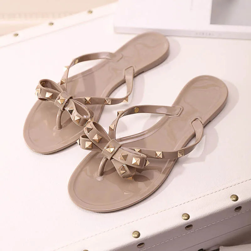 2021 Woman Sandals Flats Fashion Woman Flip Flops Summer Shoes Flats Sandals Cool Beach Rivets Shoes Sandals Girls Size 36-40