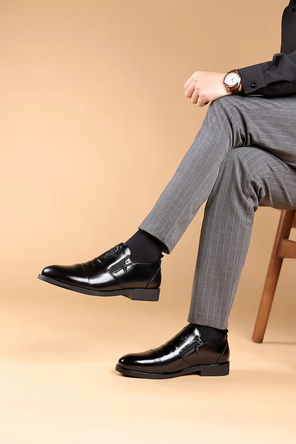 Luxury Men Oxford Shoes Retro Lion Head Zip Men Dress Shoes Office Business Loafer High Quality Men Party Wedding Shoes 2024 New