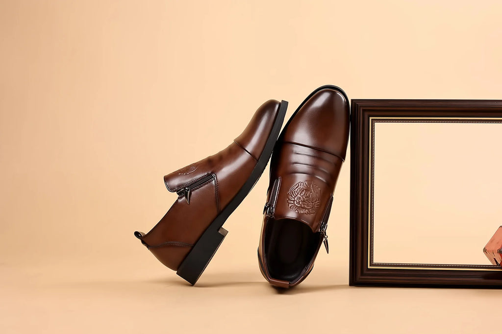 Luxury Men Oxford Shoes Retro Lion Head Zip Men Dress Shoes Office Business Loafer High Quality Men Party Wedding Shoes 2024 New