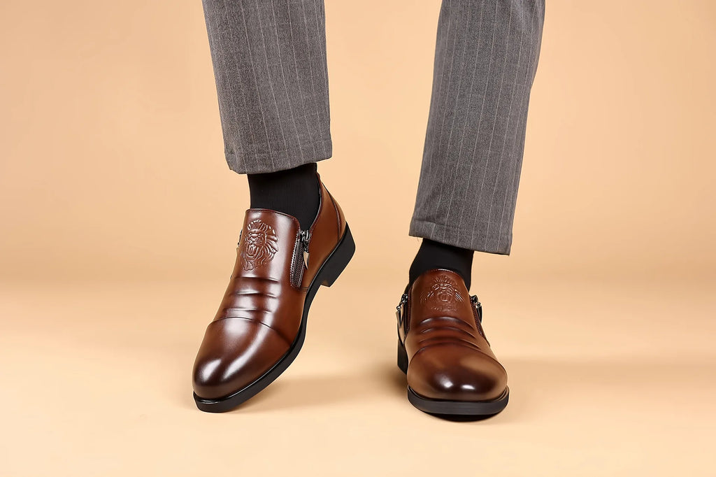 Luxury Men Oxford Shoes Retro Lion Head Zip Men Dress Shoes Office Business Loafer High Quality Men Party Wedding Shoes 2024 New