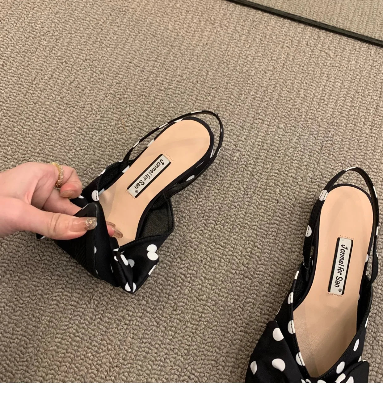 Bow Sandals Women 2026 Summer Pointed Low Heel Sandals Women Fashion Baotou Thin Strap Sandals High Heels Sandalias De Mujer