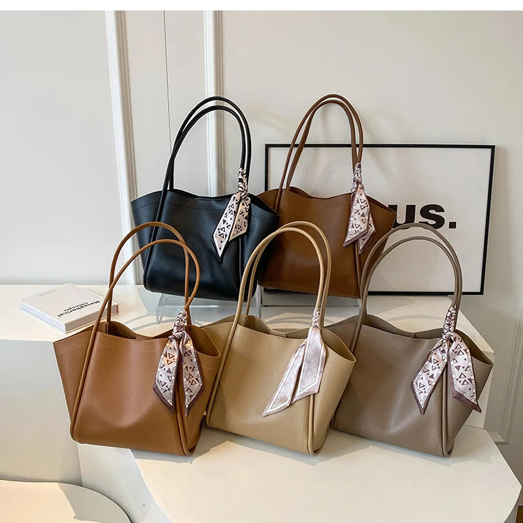 High-end Texture Retro Large-capacity Bag For Women 2023 New Autumn/winter Shoulder Bag Fashionable Tote Bag