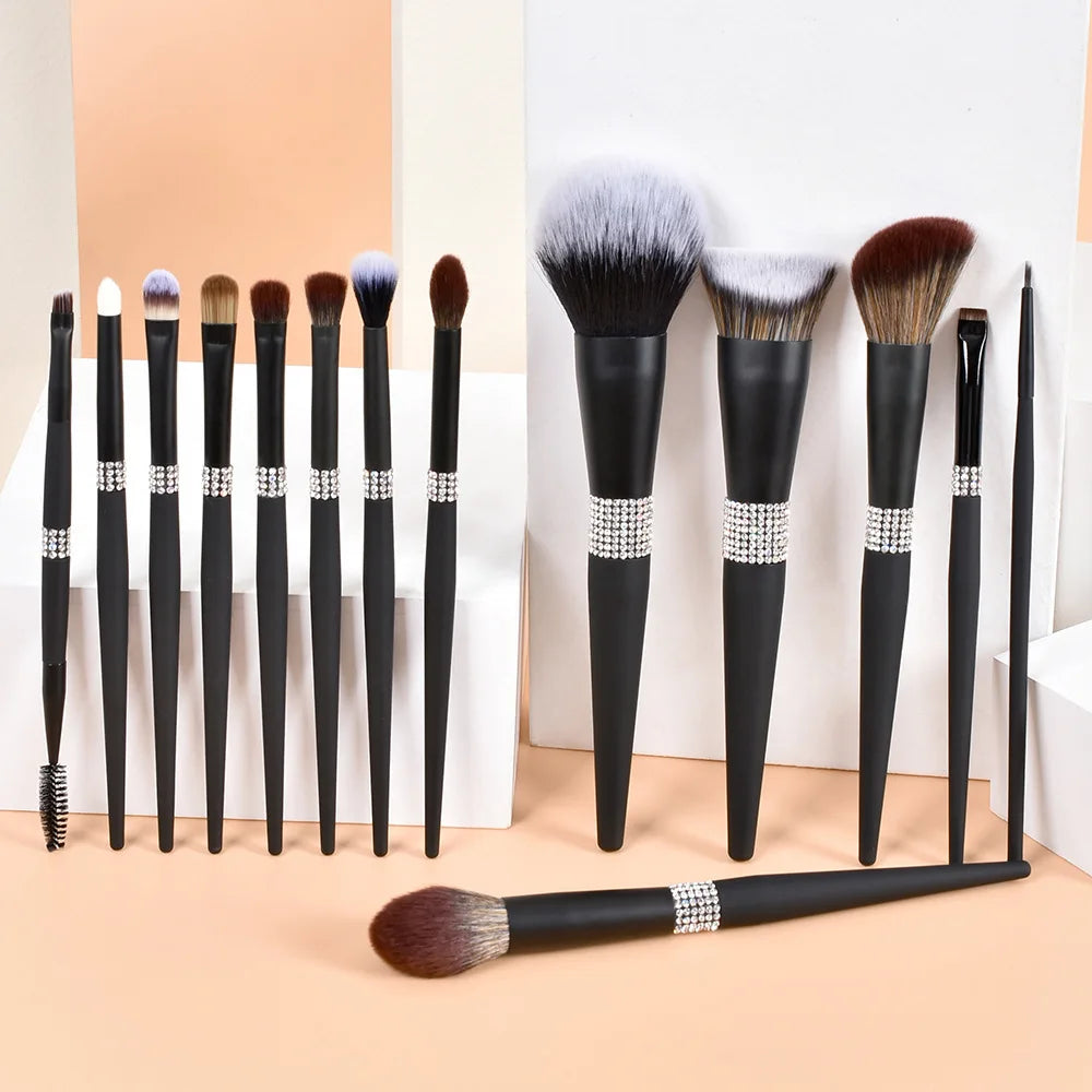 LOYBJ 10pcs Diamond Makeup Brushes Set Cosmetics Blending Tool Powder Foundation Blush Highlight Eyeshadow Eyebrow Eyelash Brush