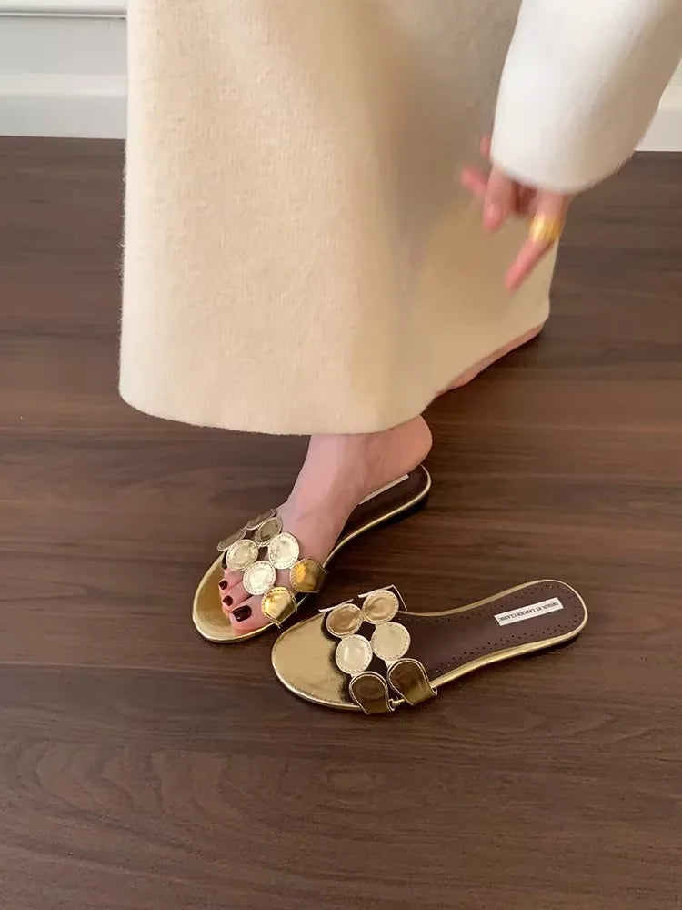 Niche Design Flat One-strap Flip-flops for Women, Outdoor Summer Vacation Style, Gold Sandals for Women