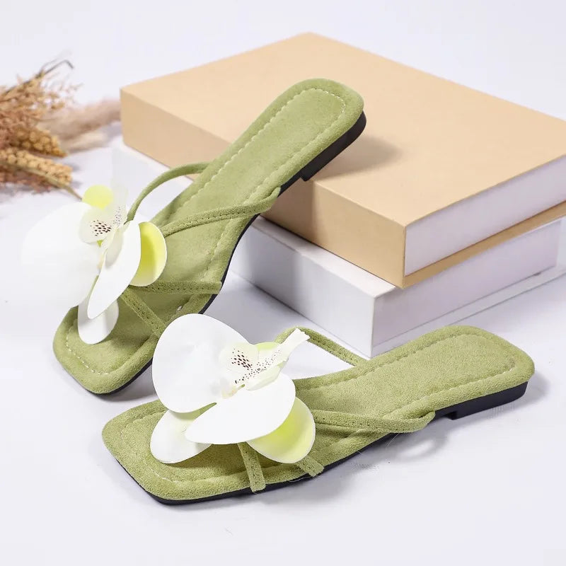 New Women Slip On Flower Slippers Comfort Daily Soft Sole Beach Vacation Slides 2026 Summer Ladies Concise Walking Shoes