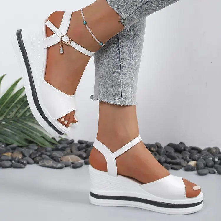 2026 Buckle Strap Women's Sandals Open Toe Wedge Heel Fashion Platform Summer Casual Sandals Comfortable Plus Size Shoes Ladies