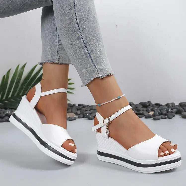 2026 Buckle Strap Women's Sandals Open Toe Wedge Heel Fashion Platform Summer Casual Sandals Comfortable Plus Size Shoes Ladies