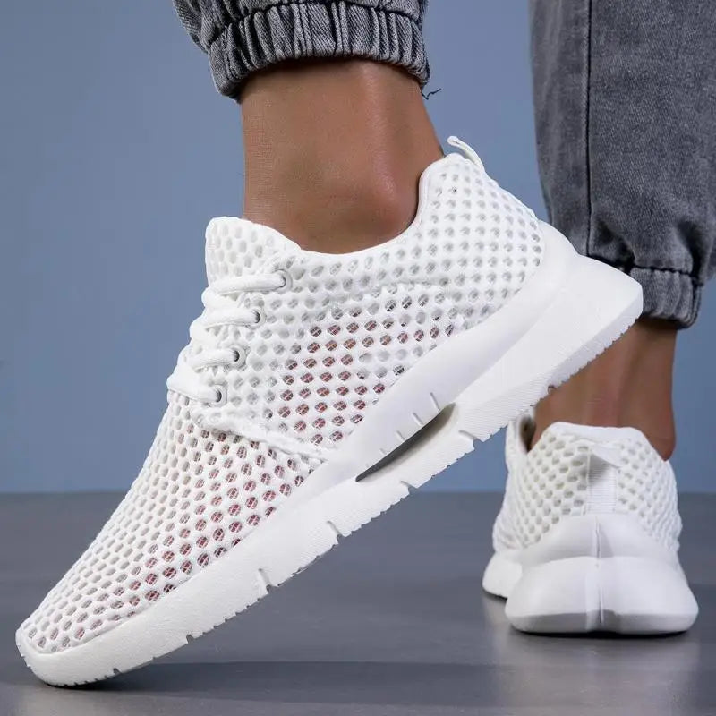 New White Mesh Sneakers Man Casual Shoes Breathable Summer Sneakers Men Shoes Outdoor Walking Sneakers Lightweight Tennis Shoes