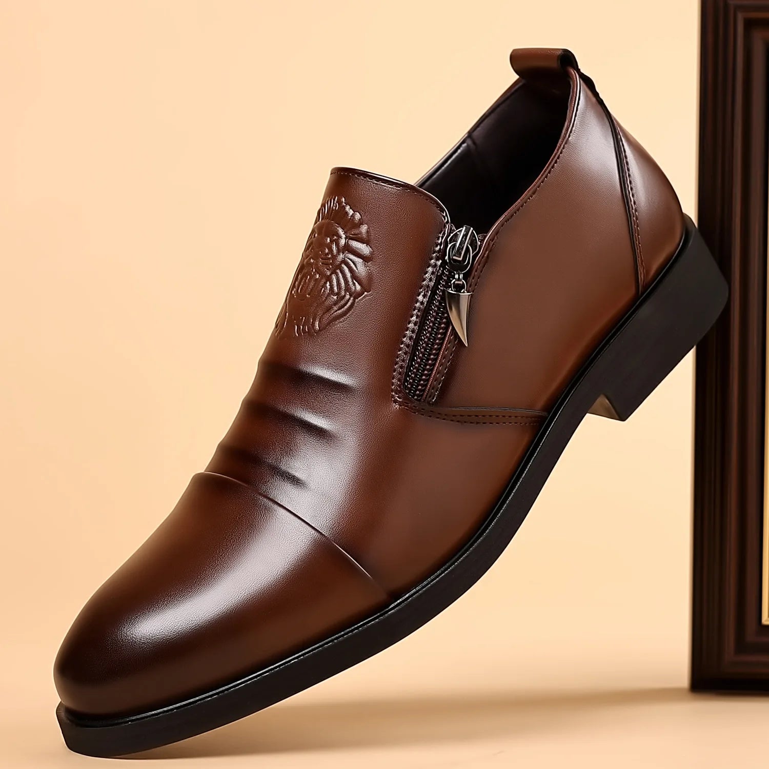 Luxury Men Oxford Shoes Retro Lion Head Zip Men Dress Shoes Office Business Loafer High Quality Men Party Wedding Shoes 2024 New