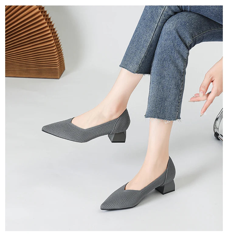 2026 New Women's High Heels Large 42/43 Fashion Pointed Anti slip Rubber Bottom Knitted Breathable Shoes