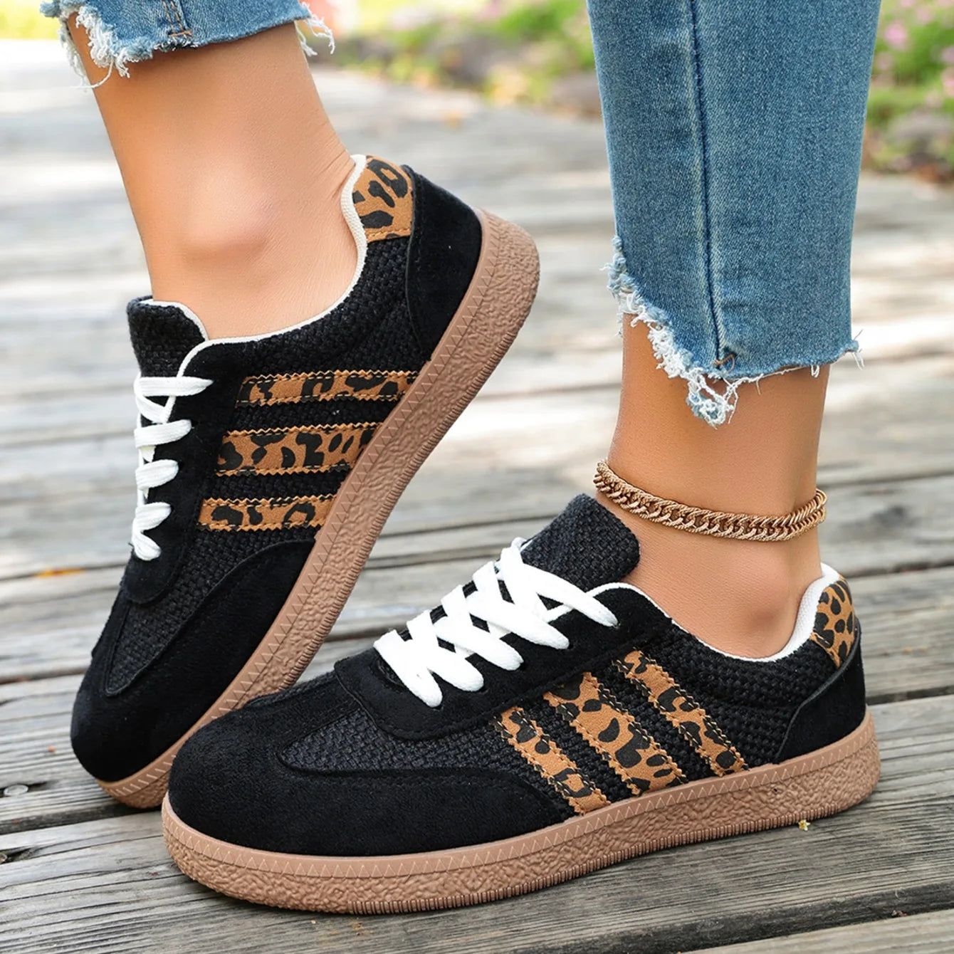 Women Sneakers 2026 New Fashion Leopard Striped Designer Shoes Lace Up Soft Soled Loafers Casual Comfortable Female Sneakers