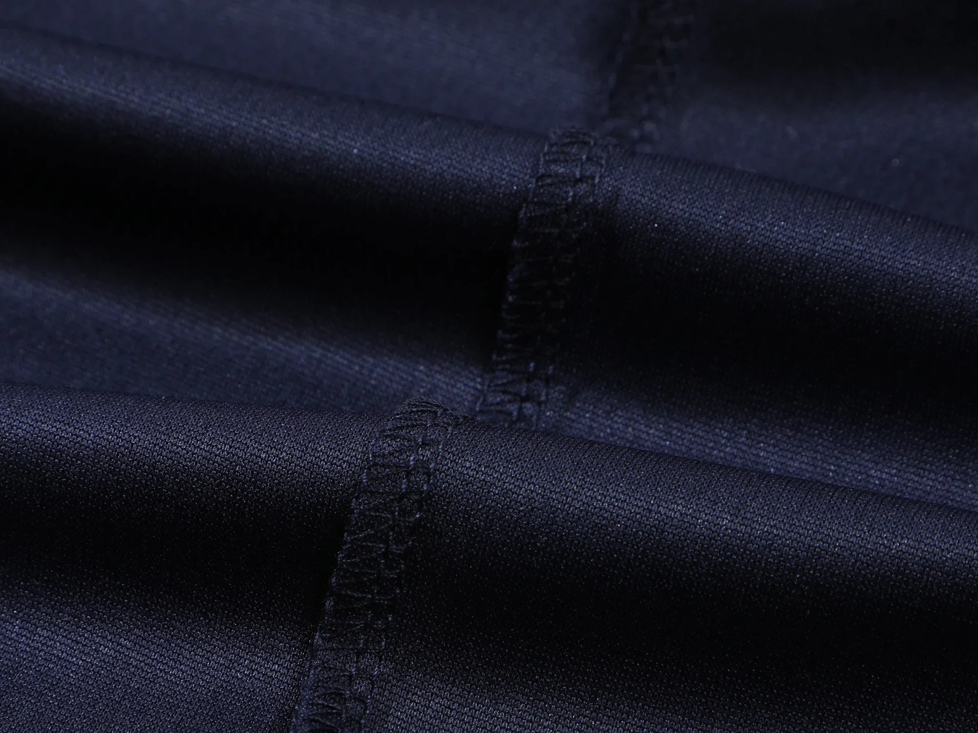 2026 New Summer Premium Solid Color Men's Golf Collar Breathable Fabric Social Casual Top Men's Collar T-shirt