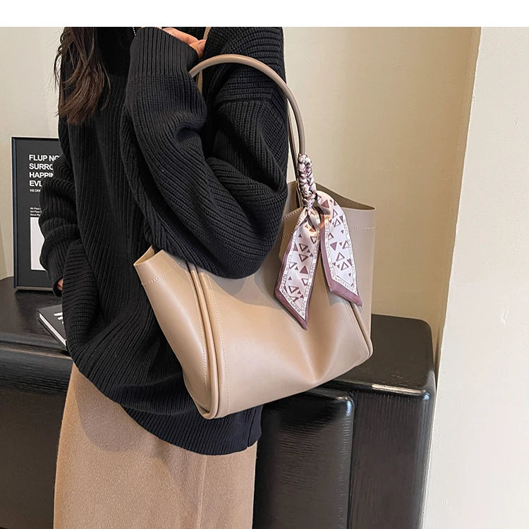 High-end Texture Retro Large-capacity Bag For Women 2023 New Autumn/winter Shoulder Bag Fashionable Tote Bag