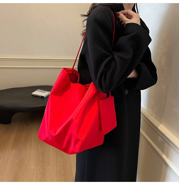 Soft Nylon Solid Color Product Designer Handbag Large Capacity Commuter Simple Tote Bag Hot Sale Versatile Fashion Shoulder Bag