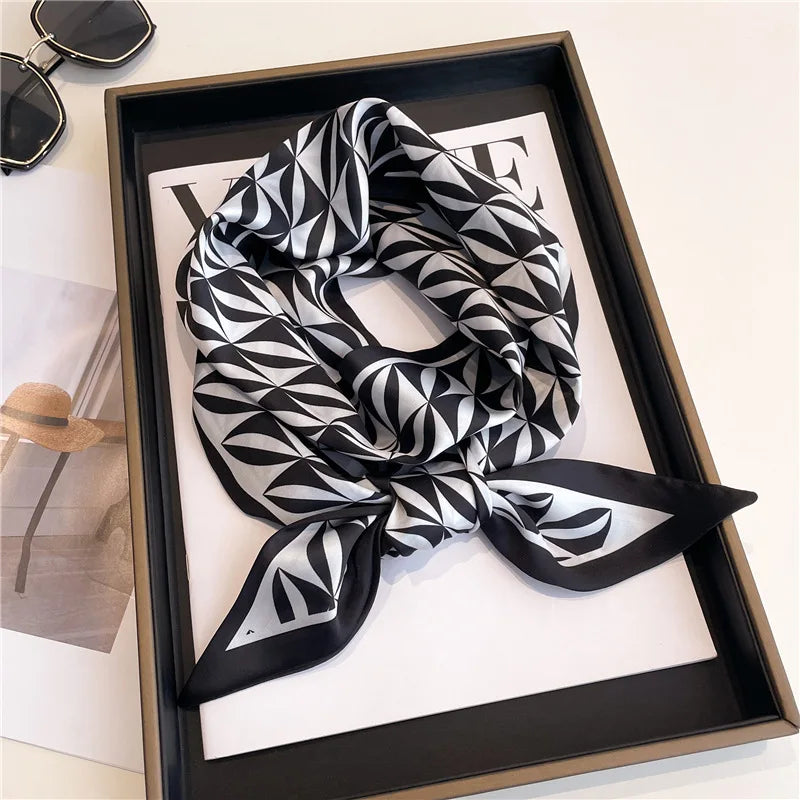 Horse carriage houndstooth decorated summer lightweight scarf fashionable long neckerchief women versatile slim bias-cut ribbon