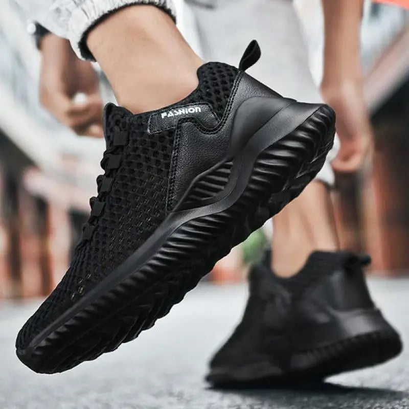 New White Mesh Sneakers Man Casual Shoes Breathable Summer Sneakers Men Shoes Outdoor Walking Sneakers Lightweight Tennis Shoes