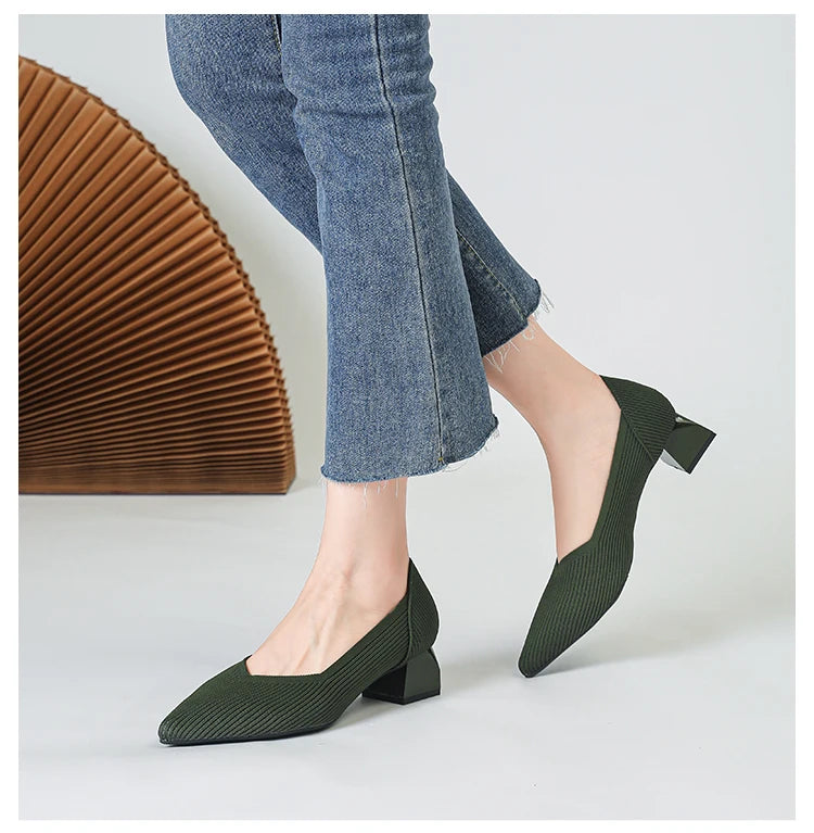2026 New Women's High Heels Large 42/43 Fashion Pointed Anti slip Rubber Bottom Knitted Breathable Shoes
