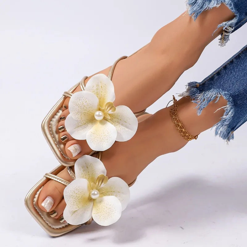 New Women Slip On Flower Slippers Comfort Daily Soft Sole Beach Vacation Slides 2026 Summer Ladies Concise Walking Shoes