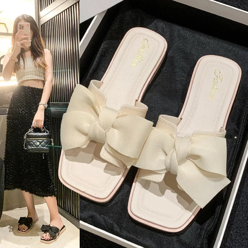Fashion women's smooth slippers small Xinhong style French-style square toe high-end summer beach and outdoor slippers Advanced