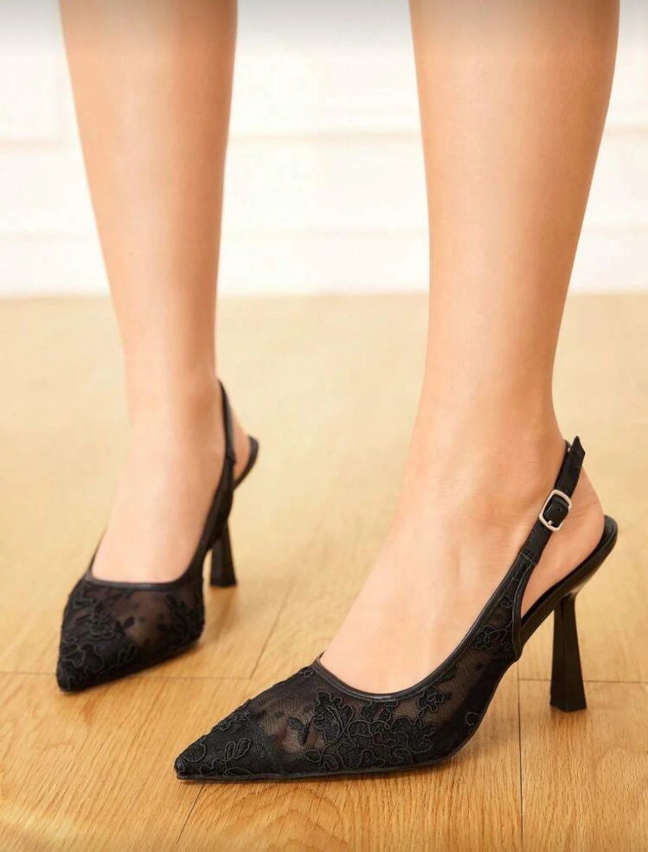 2026 Summer New Fashion High Heel Shoes Women  Pointed Toe Shoes Dresses Sandals Women Elegant Sex Appeal Lace Sandal 6643