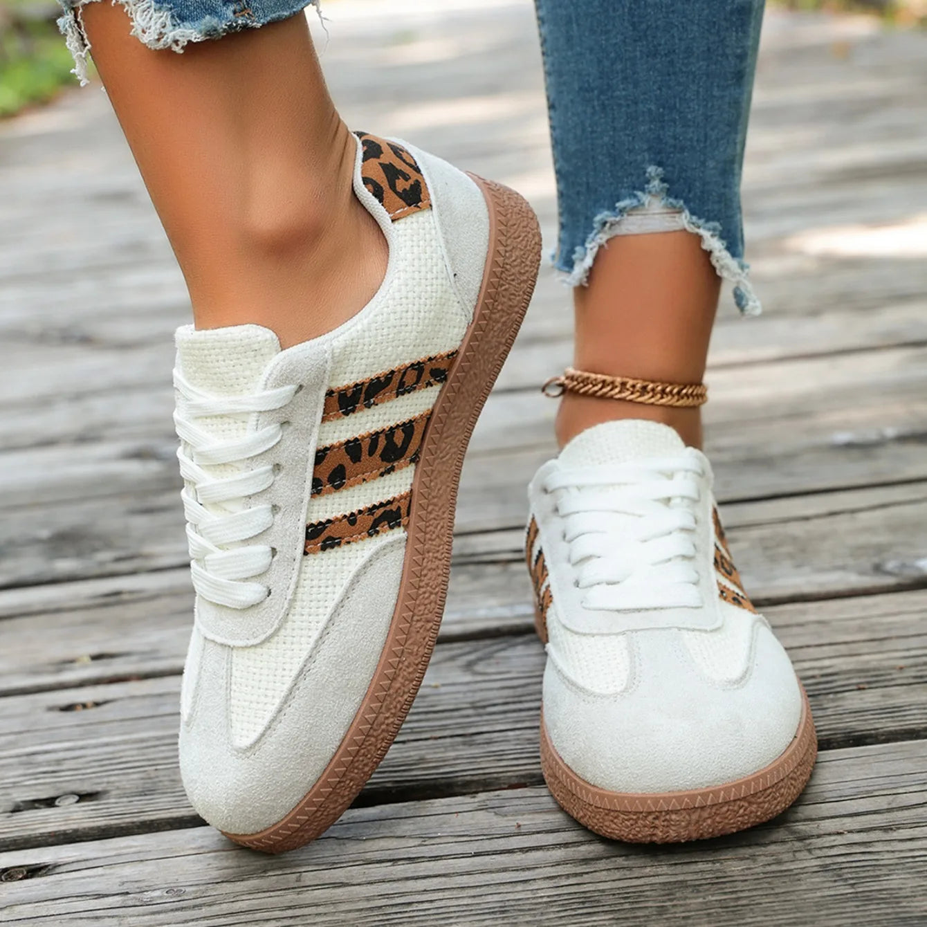 Women Sneakers 2026 New Fashion Leopard Striped Designer Shoes Lace Up Soft Soled Loafers Casual Comfortable Female Sneakers