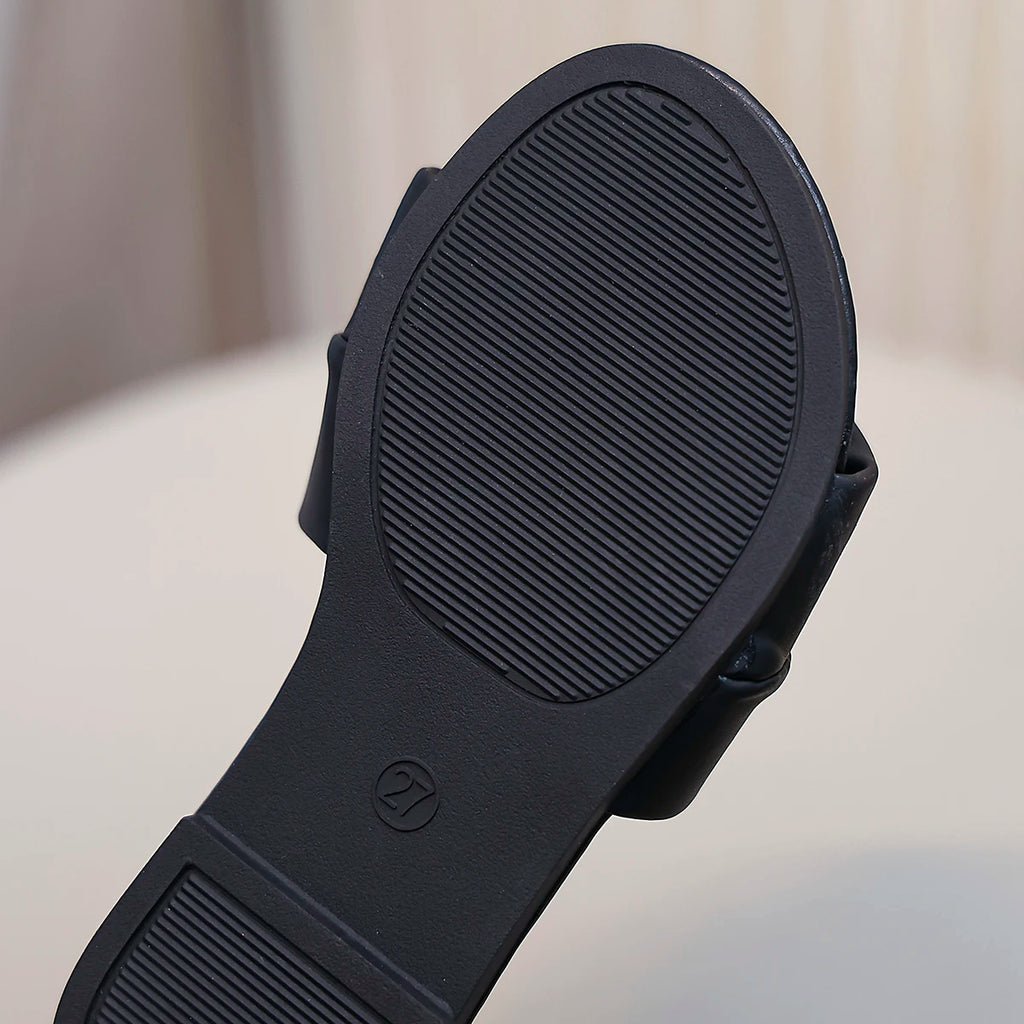 Fashion Summer Girls Pleated Slippers Fashion Children Flats Outdoor Kids Slippers Soft Anti-Slippery Kids Beach Slides Shoes