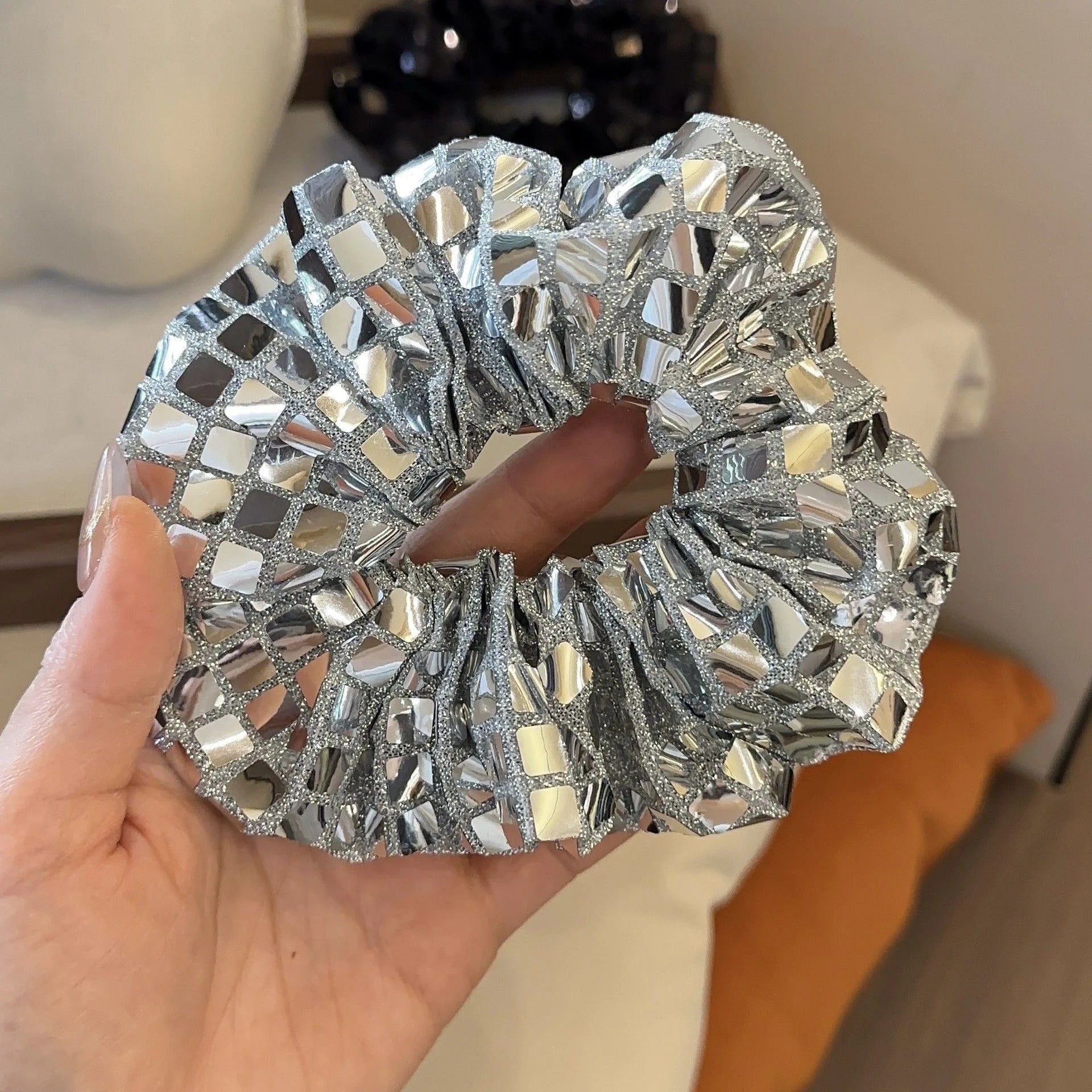 Shiny Sequin Hair Scrunchies Silver Glitter Hair Ties for Women Girls Daily Party Hair Accessories Gift