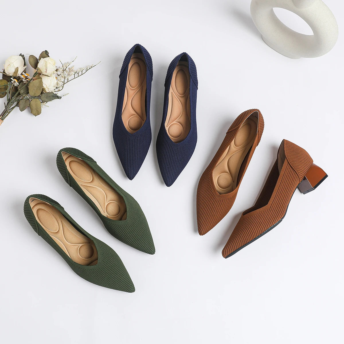 2026 New Women's High Heels Large 42/43 Fashion Pointed Anti slip Rubber Bottom Knitted Breathable Shoes