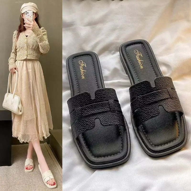 Fashion women's smooth slippers small Xinhong style French-style square toe high-end summer beach and outdoor slippers Advanced