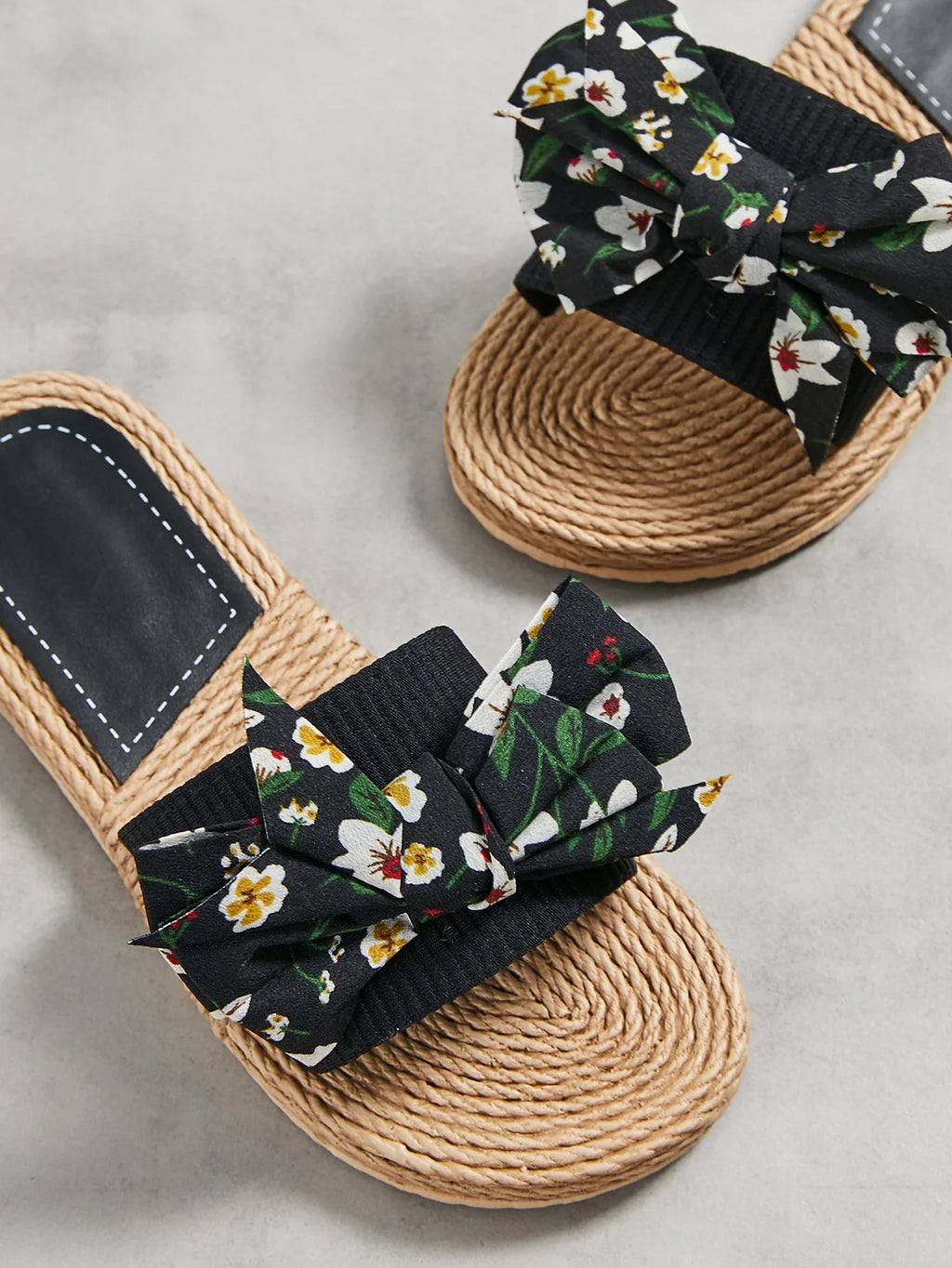 Female Summer Slippers Artificial Straw Sole Shoes Lady Summer Indoor Flat with Flip Flops Stitching Floral Women Slippers