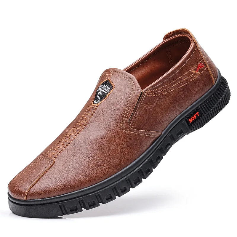 Soft Bottom Men's Business Casual Shoes Easy to Wear Spring Summer Autumn Winter Korean Style round Toe Low Heel Leather Shoes