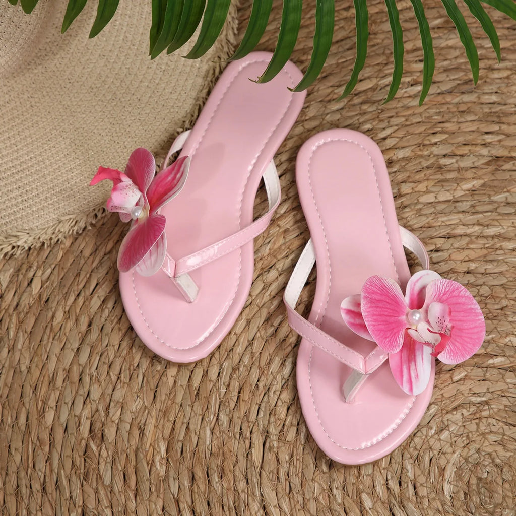 Women Slippers Comfort Non Slip Beach Flip Flops Clip Toe Flower Decor Summer Shoes for Women Fashion Flat Sandals Slides Women