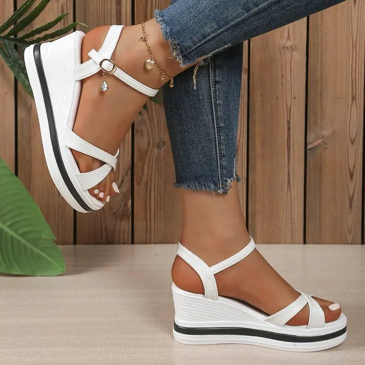 2026 Buckle Strap Women's Sandals Open Toe Wedge Heel Fashion Platform Summer Casual Sandals Comfortable Plus Size Shoes Ladies