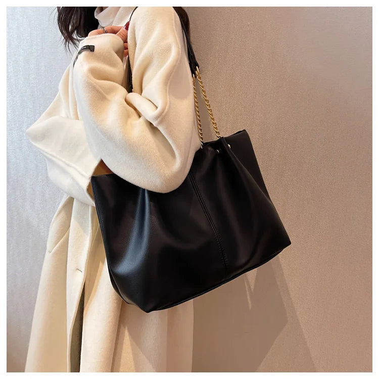 Fashion Leisure Chain Large Capacity Tote Bags for Women Shoulder Bag Shopping Bags Designer Bag Class Bags for Girl Сумка 가방