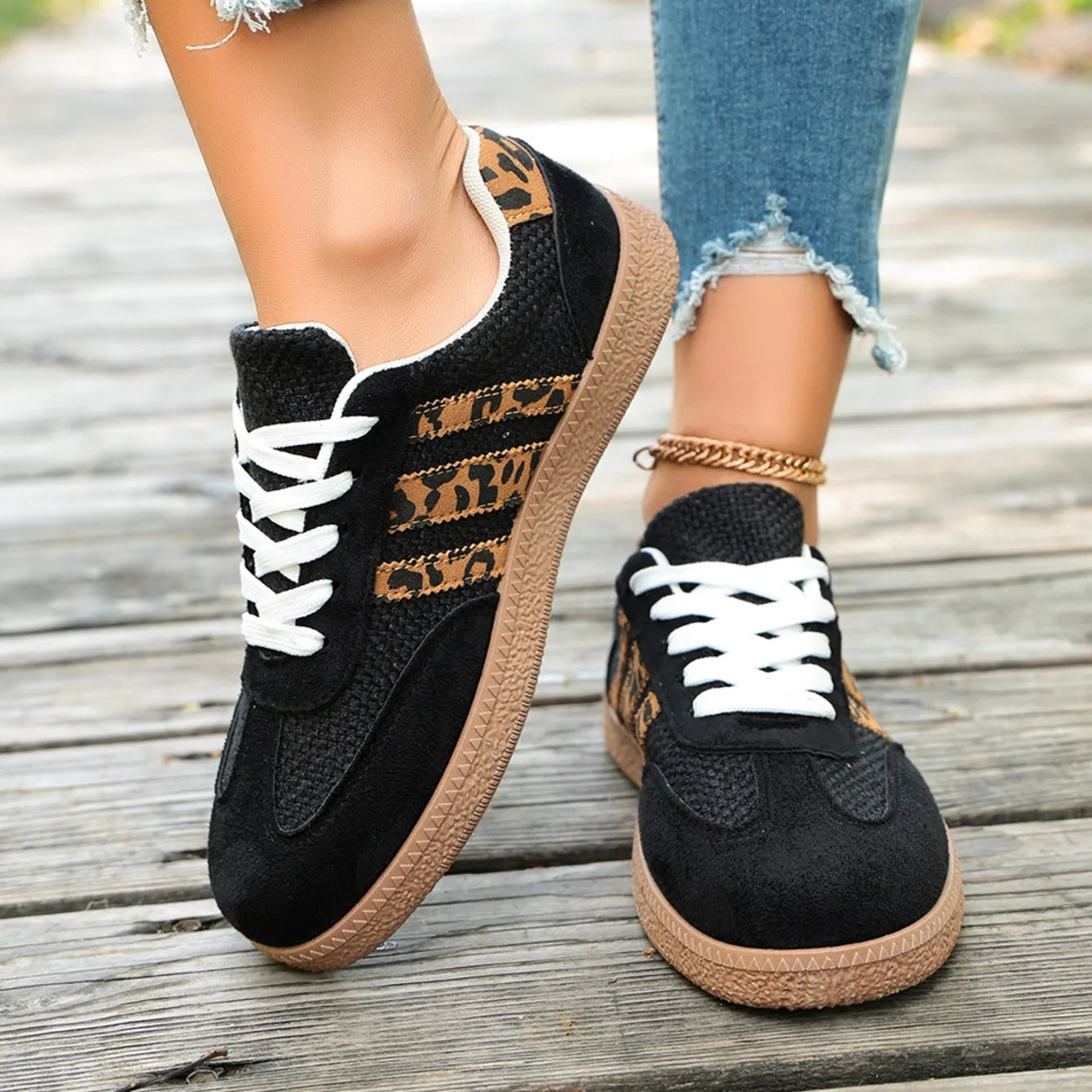 Women Sneakers 2026 New Fashion Leopard Striped Designer Shoes Lace Up Soft Soled Loafers Casual Comfortable Female Sneakers