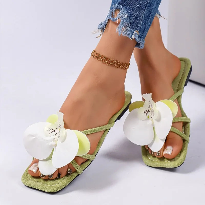 New Women Slip On Flower Slippers Comfort Daily Soft Sole Beach Vacation Slides 2026 Summer Ladies Concise Walking Shoes